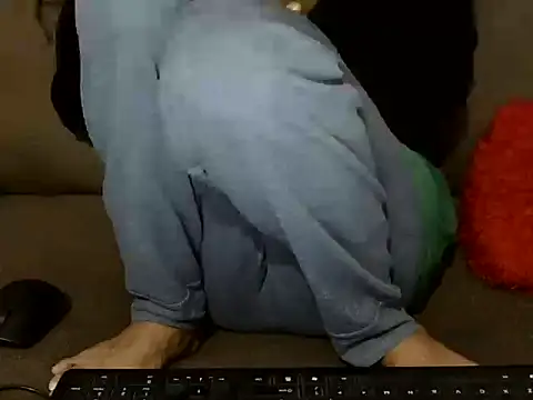 Snapshot of Your-muskan chatting on 27, 11, 2025 Your-muskan online show from 27, 11, 2025