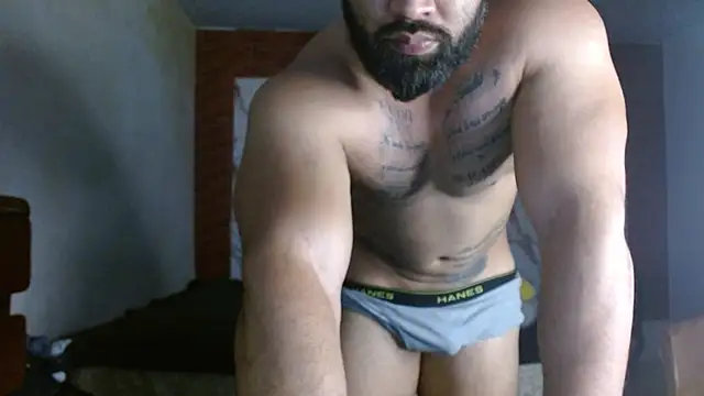 Snapshot of JOHN_muscle99 chatting on 11, 11, 2025 JOHN muscle99 online show from 11, 11, 2025