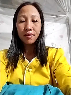 cute love00 online show from 26, 11, 2025