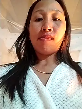 cute love00 online show from 27, 11, 2025