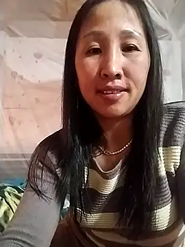 cute love00 online show from 1, 2, 2026