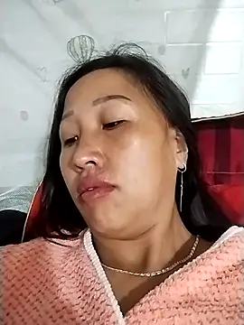 cute love00 online show from 16, 2, 2026