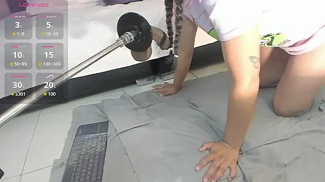 Micki   online show from 1, 10, 2025