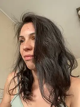 AlyaRei online show from 9, 6, 2026