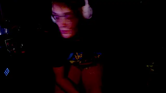 Snapshot of BlondeyMiyMiy chatting on 3, 11, 2025 BlondeyMiyMiy online show from 3, 11, 2025