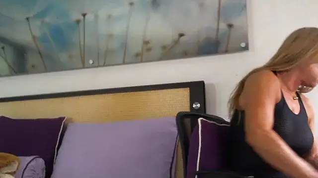 Mirianzapata 1 online show from 28, 5, 2026