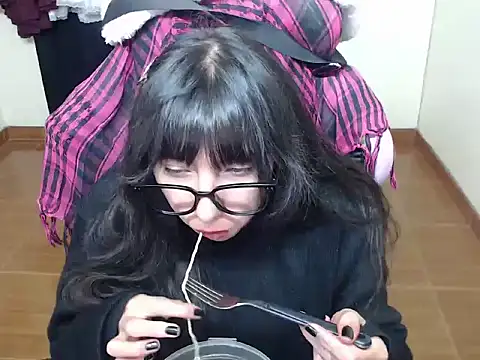 ScarlettShirahoshi online show from 15, 12, 2025