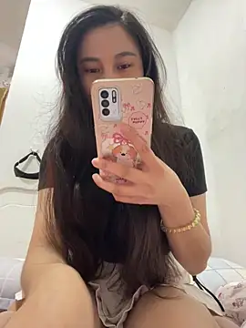 Snapshot of Lissa_xinh09 chatting on 14, 10, 2025 Lissa xinh09 online show from 14, 10, 2025