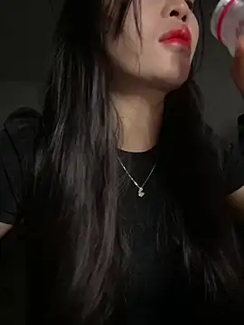 Snapshot of Lissa_xinh09 chatting on 18, 10, 2025 Lissa xinh09 online show from 18, 10, 2025