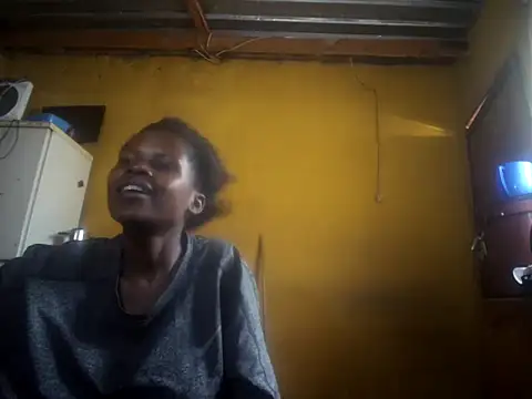 Caramelchick01 online show from 17, 10, 2025