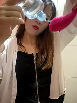 littleqiu online show from 11, 9, 2025