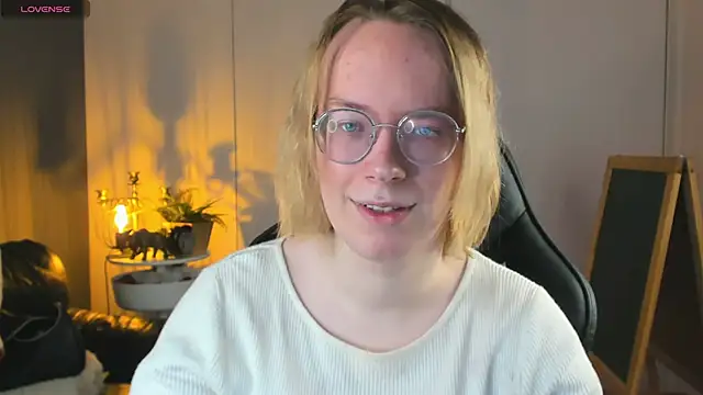 Amanda Butlerr online show from 30, 10, 2025