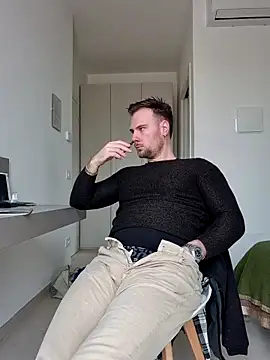 mrlyuis online show from 25, 2, 2026