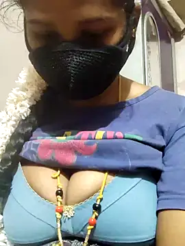 Snapshot of p0a8 chatting on 5, 10, 2025 p0a8 online show from 5, 10, 2025