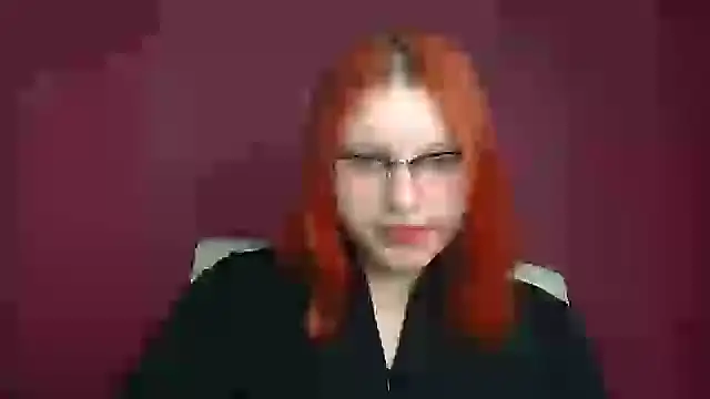 ScarletVixen  online show from 13, 9, 2025