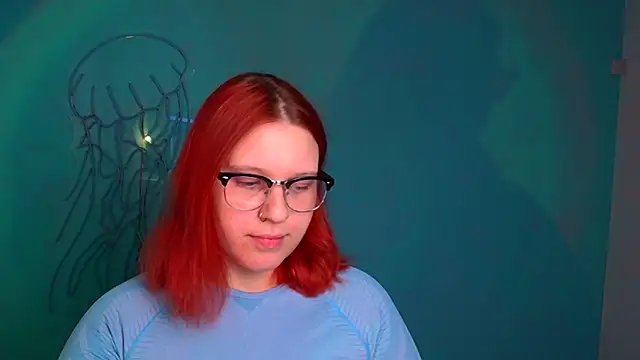 ScarletVixen  online show from 20, 9, 2025