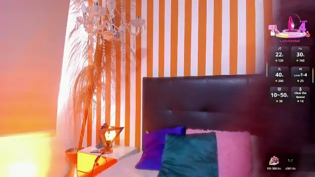 LunaToledo online show from 21, 10, 2025