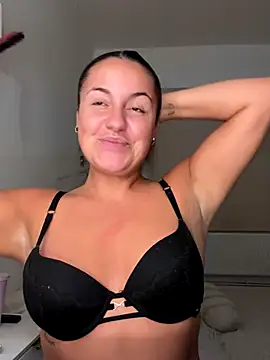 AlyssaAngell online show from 3, 11, 2025