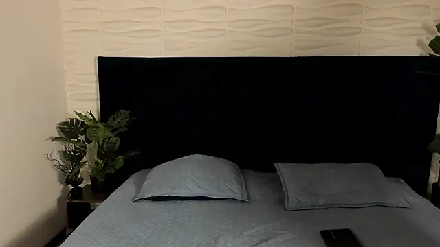 AustinJones  online show from 9, 3, 2026