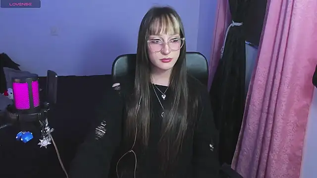 starrraura online show from 18, 3, 2026