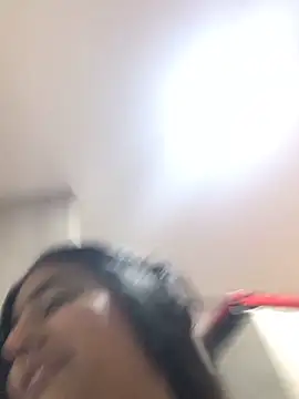 Miia Parker online show from 10, 11, 2025