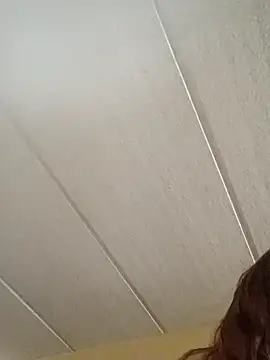 XEmoxkittyx online show from 28, 5, 2026