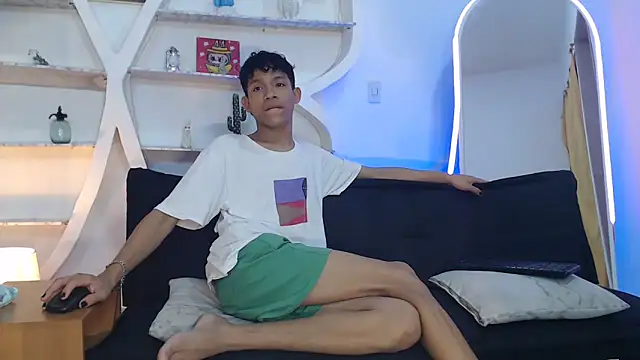 BEAUTY BOYS1 online show from 8, 10, 2025