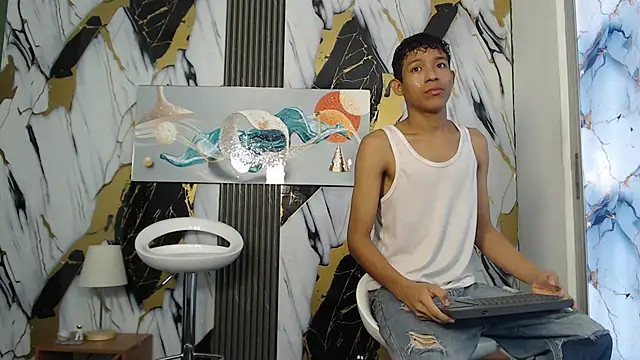 BEAUTY BOYS1 online show from 24, 2, 2026