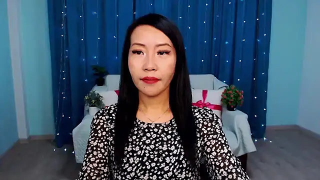 LiaPak online show from 12, 9, 2025