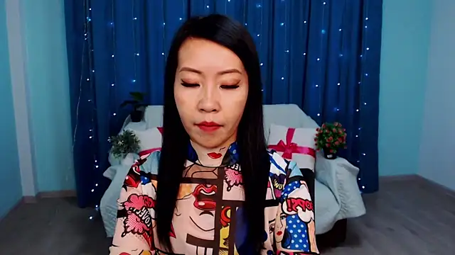 LiaPak online show from 2, 10, 2025