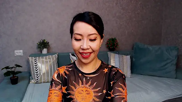 LiaPak online show from 14, 11, 2025