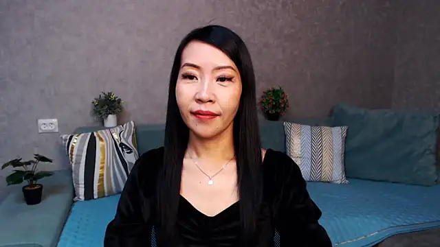 LiaPak online show from 19, 11, 2025