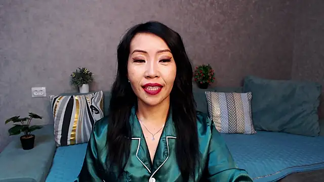 LiaPak online show from 22, 11, 2025