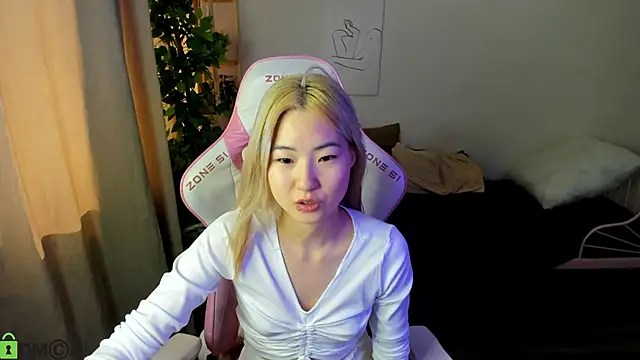 Aisi 18 online show from 25, 9, 2025