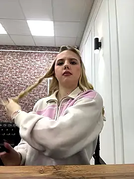 Sky Cutie online show from 13, 1, 2026