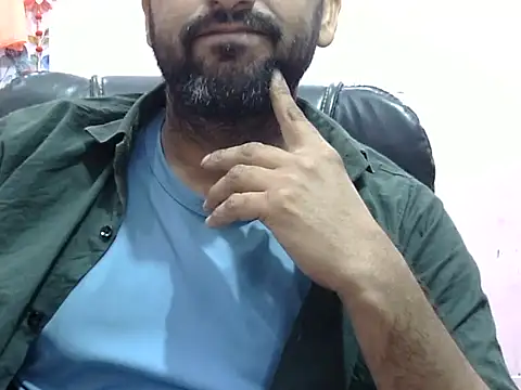 Snapshot of kumarseey00 chatting on 17, 11, 2025 kumarseey00 online show from 17, 11, 2025