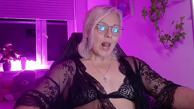 Linsy Kim online show from 1, 3, 2026