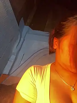 Snapshot of maianhcute chatting on 6, 2, 2026 maianhcute online show from 6, 2, 2026