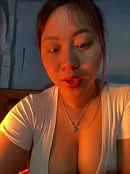 Snapshot of maianhcute chatting on 12, 2, 2026 maianhcute online show from 12, 2, 2026