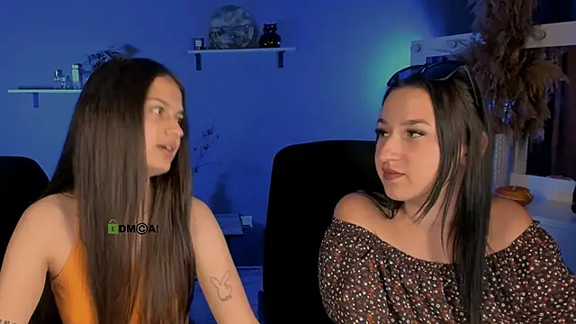 Snapshot of talia_seduce chatting on 9, 9, 2025 talia seduce online show from 9, 9, 2025