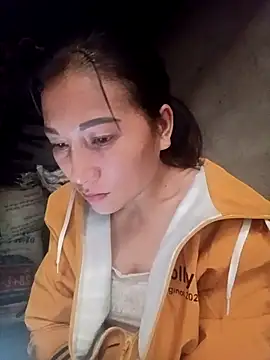 YAYAA-502 online show from 11, 11, 2025