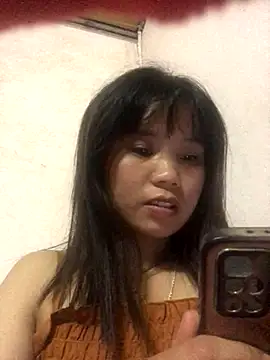 Snapshot of Ngoc-bbi chatting on 10, 9, 2025 Ngoc-bbi online show from 10, 9, 2025