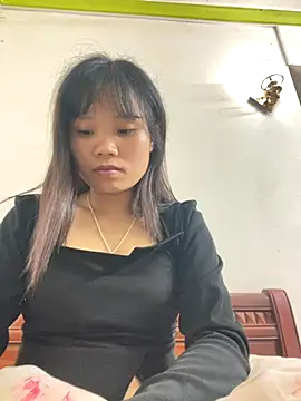 Snapshot of Ngoc-bbi chatting on 12, 9, 2025 Ngoc-bbi online show from 12, 9, 2025
