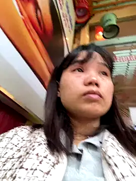 Snapshot of Ngoc-bbi chatting on 30, 9, 2025 Ngoc-bbi online show from 30, 9, 2025