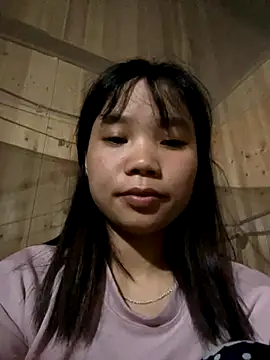 Snapshot of Ngoc-bbi chatting on 2, 10, 2025 Ngoc-bbi online show from 2, 10, 2025