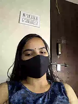 Snapshot of Savita2310 chatting on 12, 10, 2025 Savita2310 online show from 12, 10, 2025