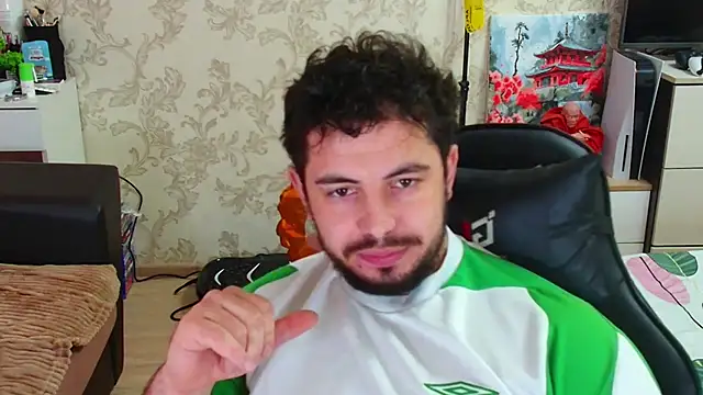 Snapshot of Sam_Gladiator chatting on 23, 10, 2025 Sam Gladiator online show from 23, 10, 2025