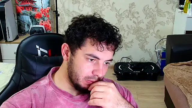 Snapshot of Sam_Gladiator chatting on 9, 11, 2025 Sam Gladiator online show from 9, 11, 2025