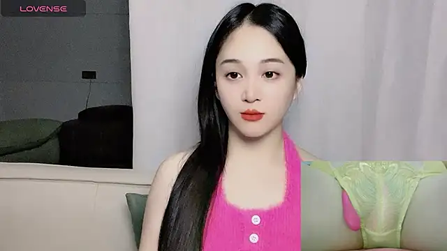 woaiqinqin online show from 12, 11, 2025