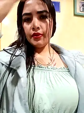 Snapshot of MAYE__13 chatting on 19, 9, 2025 MAYE 13 online show from 19, 9, 2025